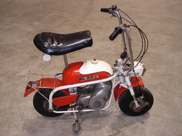 DUCATI MINI MARCELINO ROJA Y BLANCA