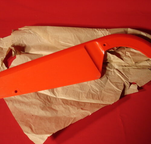 CUBRECADENAS BULTACO JUNIOR 74,100 Y 125 ROJO PLASTICO ORIGINAL.