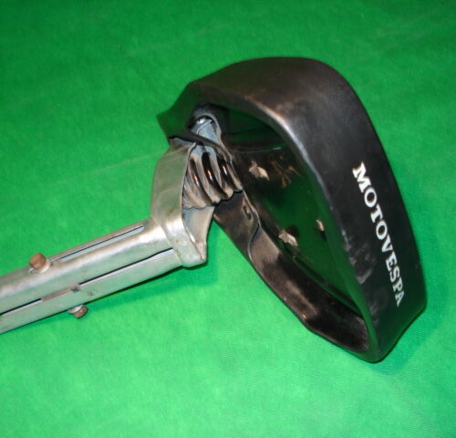 ASIENTO VESPINO TRIANGULAR