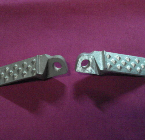 ESTRIBERAS DE HIERRO, COTA, CAPPRA PRIMERAS SERIES