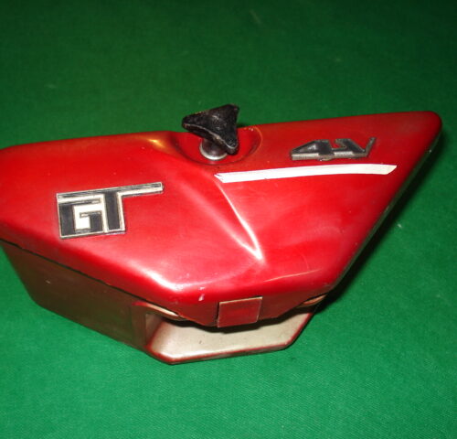 CAJA HERRAMIENTAS DERBI GT 4V