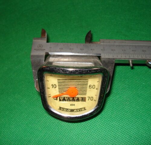 CUENTA KILOMEROS CICLOMOTOR