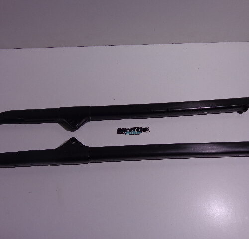 Cubrecadenas Montesa Cota 123,200 blanca,242,304,307,309,330,335