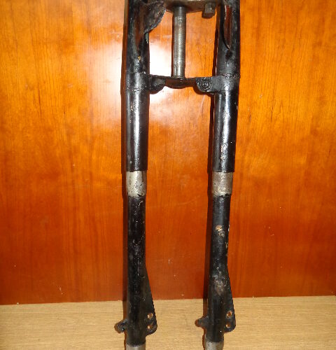 HORQUILLA ANTIGUA DE 80 X 21