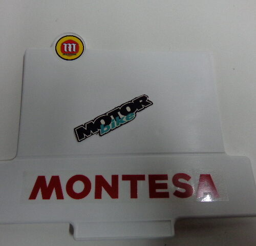 PORTA NÚMEROS MONTESA COTA BLANCO CON DOS ADHESIVOS