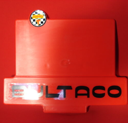 PORTA NÚMEROS BULTACO ROJO CON DOS ADHESIVOS