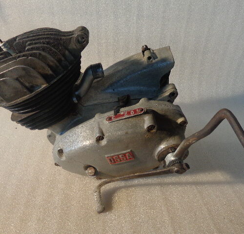 MOTOR OSSA 125 B NUM M-26649 (agarrado)