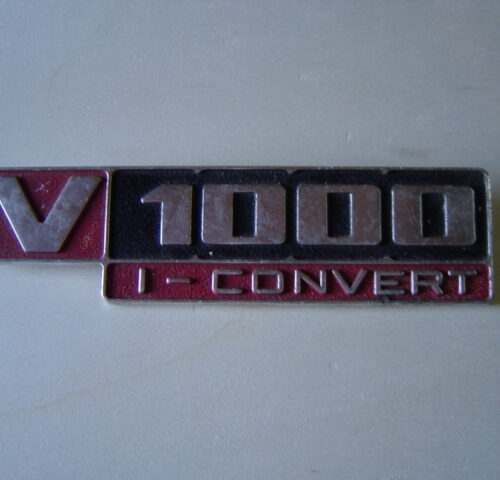 ANAGRAMA METÁLICO CONVERT V-1000