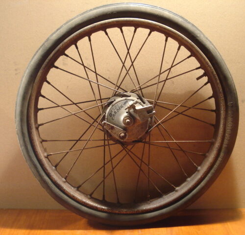 RUEDA MOTO GUZZI CARDELLINO DELANTERA 2 1/4 20 REF RU 45