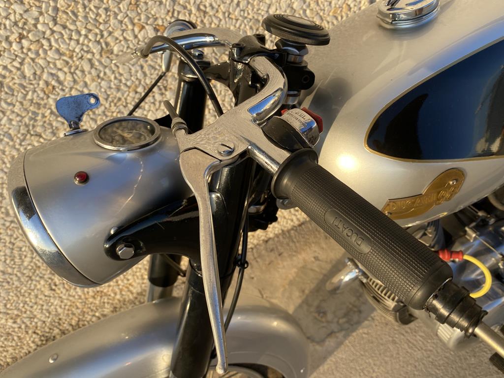 Ducati 98 sport años 50 - Imagen 4