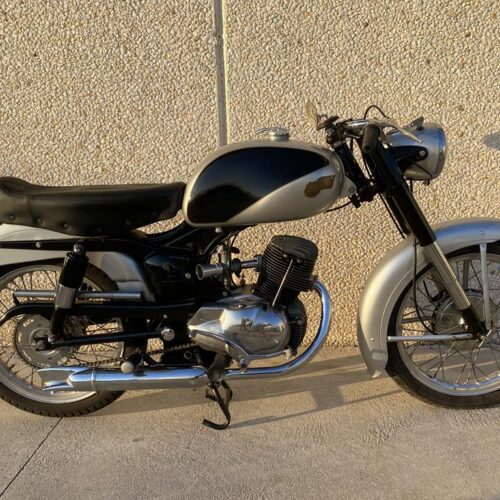 Ducati 98 sport años 50