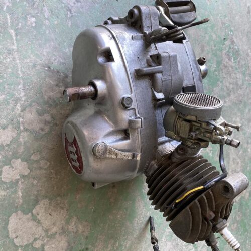 Motor Mini Montesa 49, num 27M-10084 con carburador