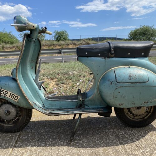 Vespa 150 S de 1962 verde metalizada